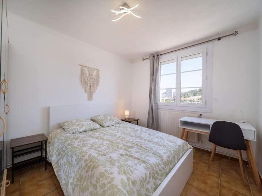 Appartement Tout Equipe Traversant 6 A 8 Couchages Marseille Exteriör bild