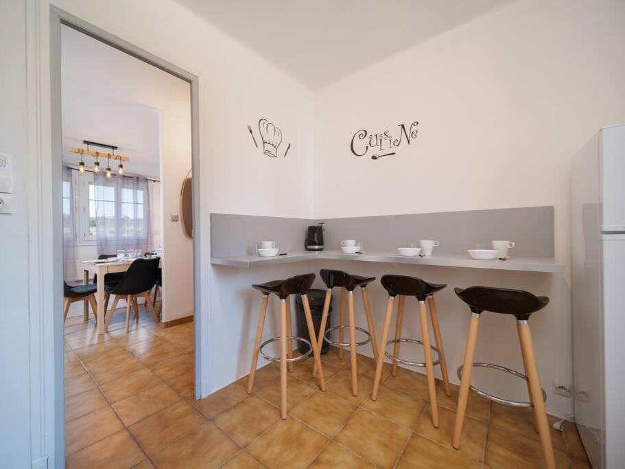 Appartement Tout Equipe Traversant 6 A 8 Couchages Marseille Exteriör bild