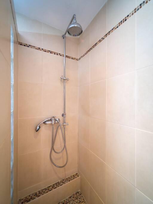Appartement Tout Equipe Traversant 6 A 8 Couchages Marseille Exteriör bild